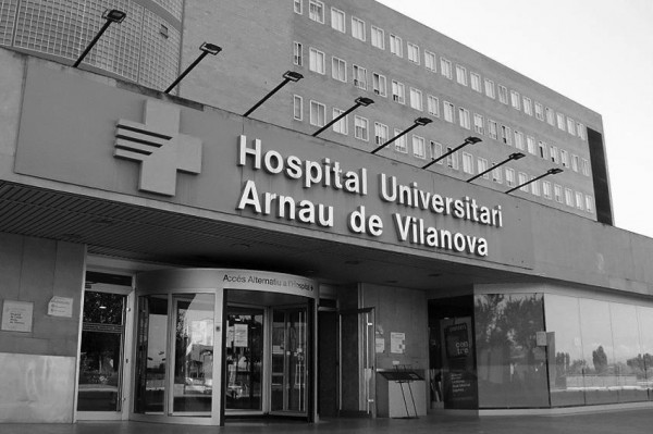 Façana de l'Hospital Arnau de Vilanova de Lleida